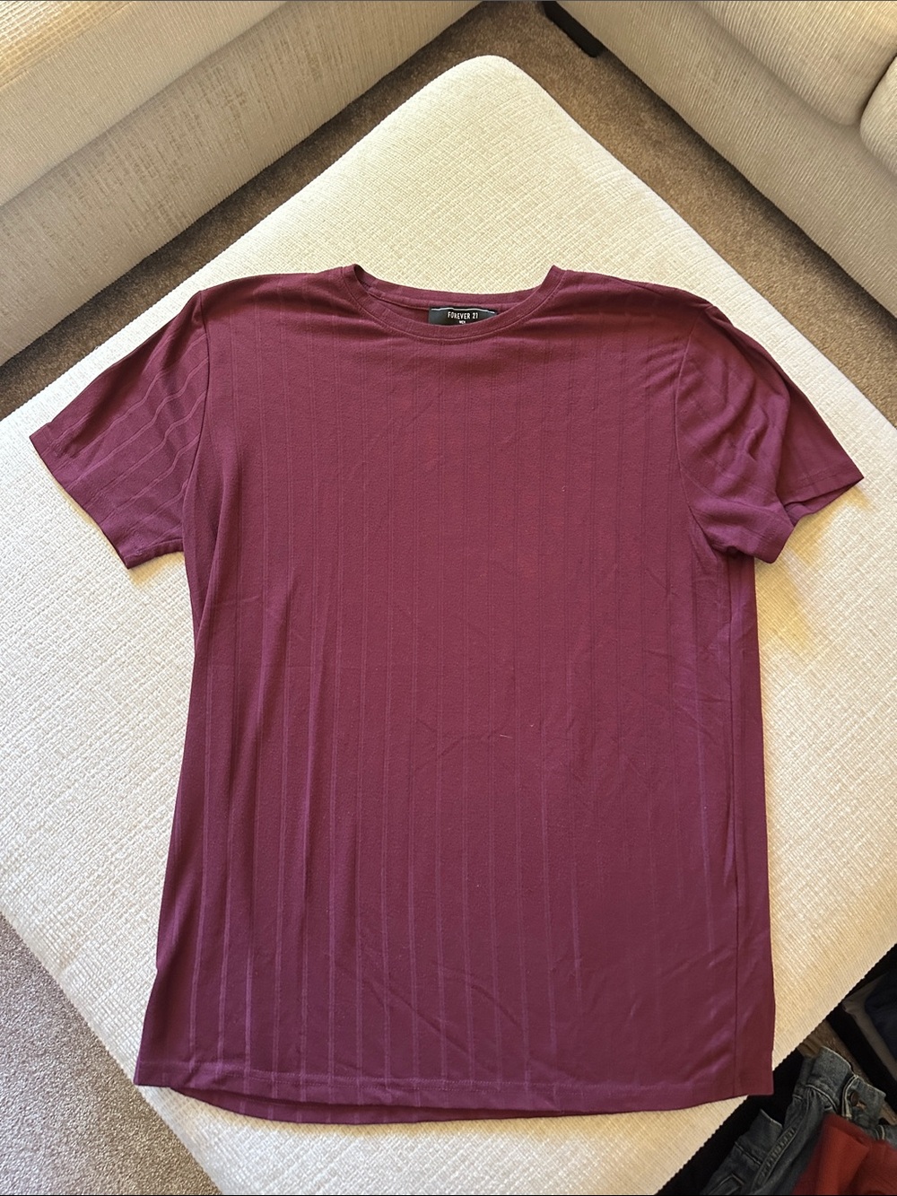 Forever 21 Men's Crewneck Tee in Wine